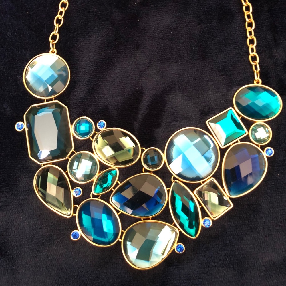 Jeweled mirrored necklace